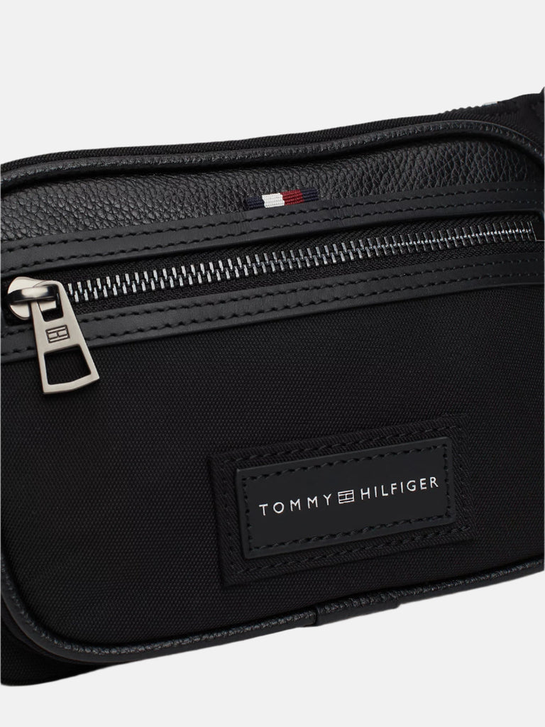 Tommy Hilfiger crna muška torba s višestrukim džepovima-[SKU]