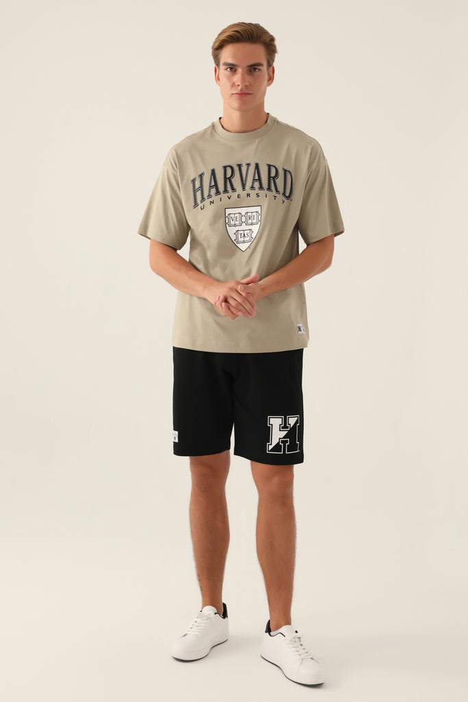 Harvard bež muška majica sa velikim natpisom